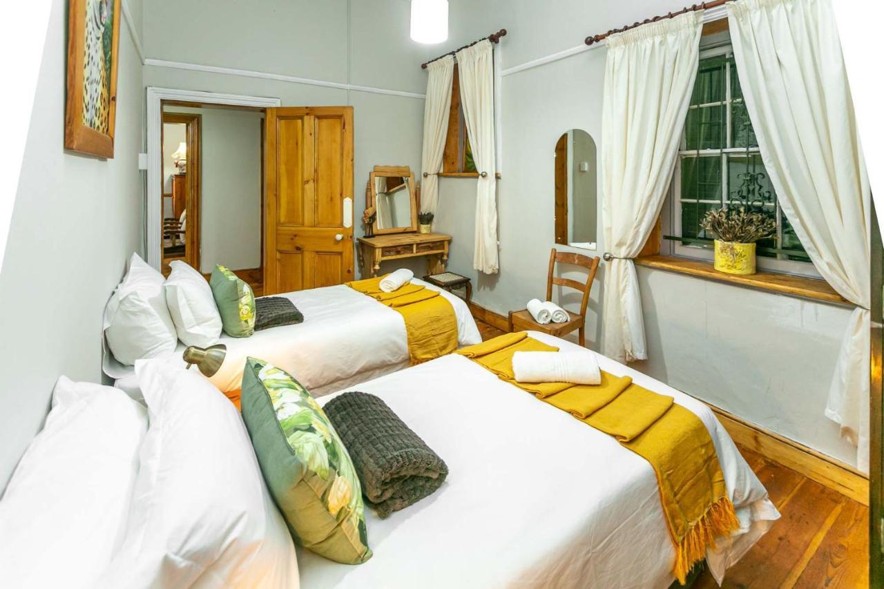 Villa Ravenscliff Self Catering Oudtshoorn Exterior foto
